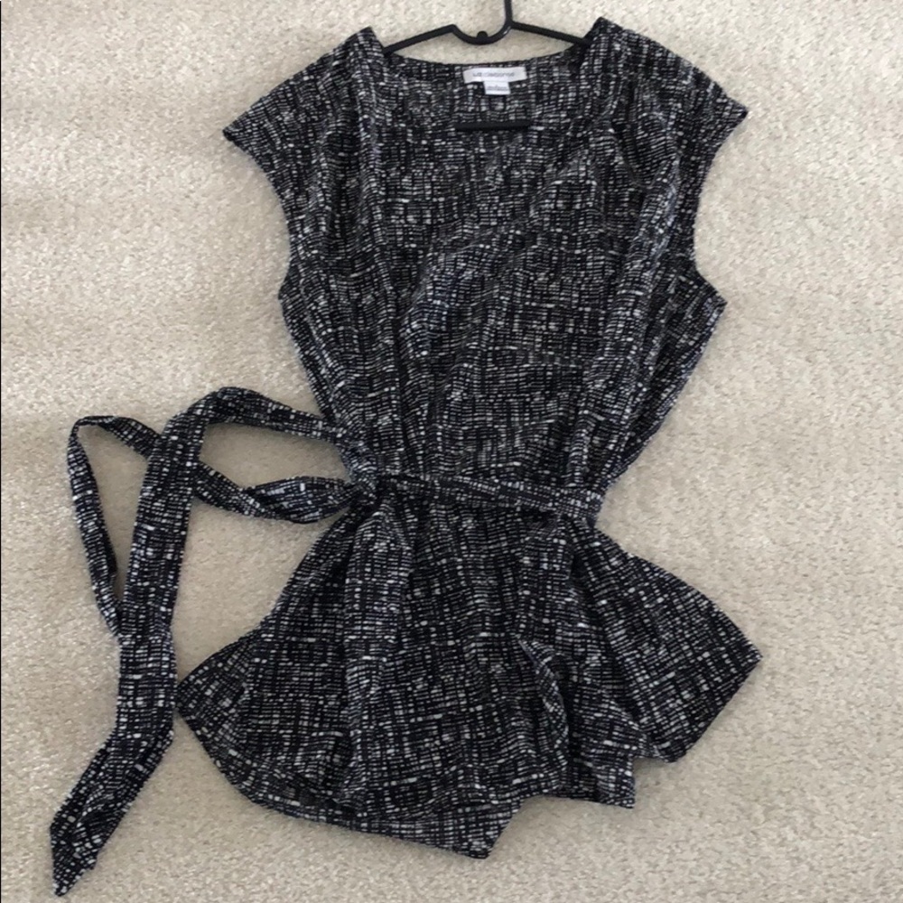Liz Claiborne Sleeveless Belted Tunic Shirt Size Large